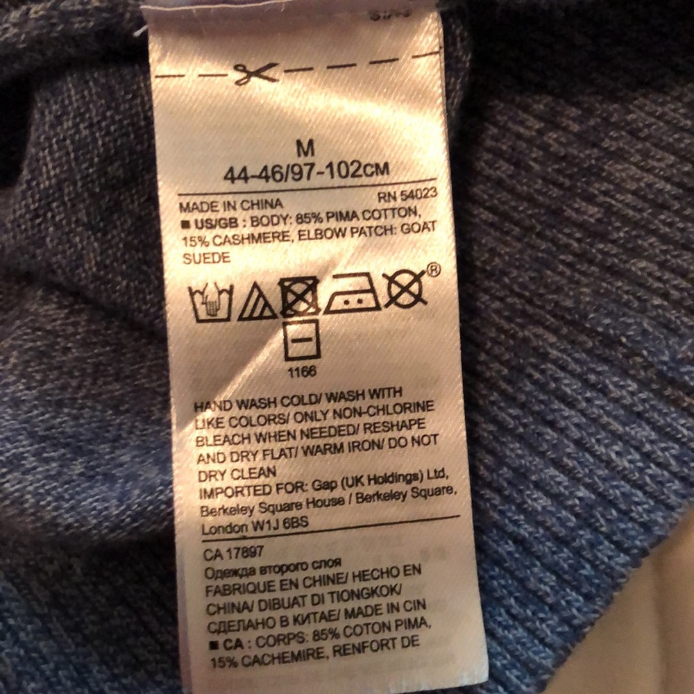 Banana Republic Men’s cashmere blend sweater - Picture 4 of 4